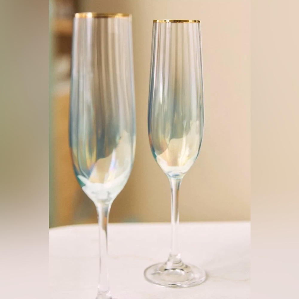 Anthropologie Waterfall Champagne Glasses – Set of 2 in Mint Green with Gold Rim